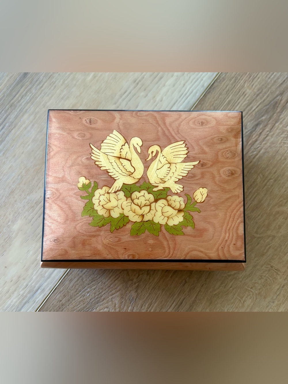 vintage inlaid jewelry box by san francisco music box company/sankyo, works!  🦢